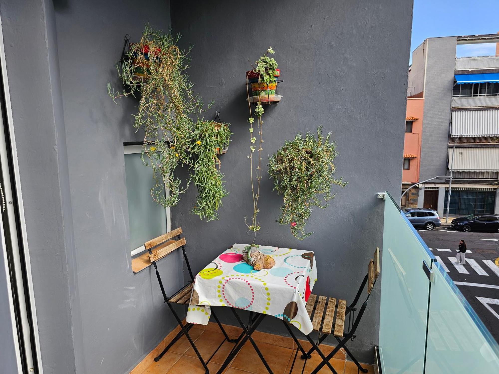 Keka'S Guesthouse - City Centre Santa Cruz de Tenerife Luaran gambar
